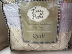 Tracy Porter Oversized Twin Quilt New And Reversible. Fixed Price $61.20.