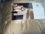Hotel Collection Glint F/queen Quilted Coverlet SET+2 Dec. Pillows, Gold- New. Fixed Price $299.00.