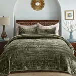 Evergrace Luxury Ruched Velvet Quilt King Size Ultra Soft Bedspread Coverlet .... Fixed Price $141.35.