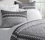 Pottery Barn Nori Scarf Print King Quilt & 2 Shams Bohemian Black White Nwt. Fixed Price $379.00.