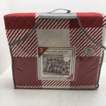 Rt Designers Collection White & Red Check Reversible 3 Pc Quilt Set, King, Nwt. Fixed Price $29.99.