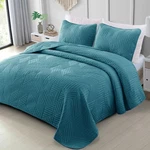 Exclusivo Mezcla Ultrasonic King Quilt Bedding Set, Lightweight Teal Bedspreads. Fixed Price $53.34.