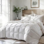 Beautyrest Goose Feather Down Fiber Comforter Queen/full Size All Season, Hot.... Fixed Price $84.60.