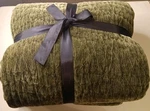 Pottery Barn Washed Velvet Handcrafted Quilt King/caliking ( Loden). Fixed Price $199.00.
