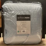Madison Park 3 Piece Reversible Scalloped Edge Blue Coverlet Set Full / Queen. Fixed Price $42.00.