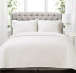 3PC Ava Diamond Oversized Cotton Quilt Set Lush Cor- Full/ Queen. Fixed Price $68.99.
