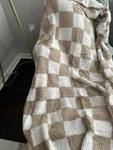 Bedsure Gentlesoft Beige Throw Blanket For Couch 50X60" - Checkered Fleece New. Fixed Price $9.99.