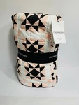 Calvin Klein Quilt Abigail Cotton Geometric Star Queen Pink/black. Fixed Price $85.00.
