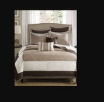 Madison Park Beige Attingham 7-PIECE Reversible Quilt Coverlet Set, Full/queen. Fixed Price $138.45.