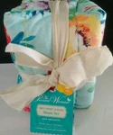 The Pioneer Woman 2 King Pillow Shams Set Sweet Romance Blossoms Reversible. Fixed Price $18.78.