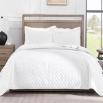 Exclusivo Mezcla Ultrasonic Reversible King Size Quilt Bedding Set With Pillow. Fixed Price $45.27.