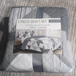 Origami Pieced Modern Patchwork 3-PIECE Queen Quilt Set Gray. Fixed Price $59.99.