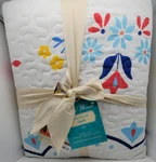 Pioneer Woman King Quilt New!. Fixed Price $64.99.