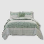 Madison Park Green Floral Caralie Seersucker 4 Piece Quilt Set Size, Queen. Fixed Price $51.56.