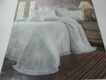 New Cgg Home Rochelle Estrellas Hobnail Queen Bedspread. Fixed Price $99.00.