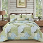 Floral Plaid Patchwork Quilt Set Reversible Lightweight Microfiber Bedspread. Fixed Price $43.18.