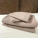 Pottery Barn Sample Flaw Belgian Flax Linen Floral Stitch Quilt And Shams Queen. Fixed Price $185.00.