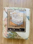 Vtg King Size Hand Crafted Cotton Quilt & 2 Shams Star Meadows New Bag. Fixed Price $182.40.