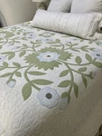 Martha Stewart Full/queen Floral Appliqu Quilt With 2 Matching Shams. Fixed Price $225.00.