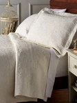 C&f Home Matelasse 100% Cotton F/q Quilt Set. Fixed Price $96.00.