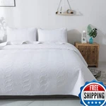 Sufuee Quilt Set 3 Piece White King Cal Size Pattern Bedspread - Soft. Fixed Price $73.54.
