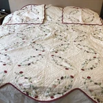 Sunham Quilt Farmhouse Cottage Red Green Pink Blue Flowers Shams 106X86 King. Fixed Price $95.00.