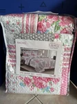 Glory Home Design King Kim - 3 Quilt Set Floral & Stripe Reversal Brand New. Fixed Price $25.00.