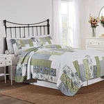 Nostalgia Queen Quilt W/shams Marissa Floral Blue Green 3PC Farmhouse Cottage. Fixed Price $79.37.