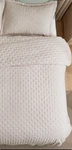 Bedsure Gentlesoft Clover Ultrasonic Quilt Set - Twin Natural Brand New!. Fixed Price $20.00.