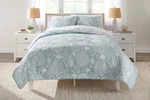 Brylanehome Coral Matelasse Quilt Set. Fixed Price $179.99.