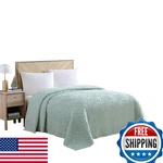 Beatrice Home Fashions Wedding Ring Chenille Bedspread Full Blue. Fixed Price $72.87.