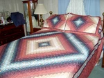 Donna Sharp Cinnamon Trip Quilt +king Shams 96X110. Fixed Price $140.00.