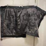 Vintage Lenox Set Lot Of Pillow Shams Cases Black Scroll Gate Print 24X29. Fixed Price $16.99.