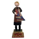 House Of Hatten Woman Figure W/quilt Country Folk Art Americana 1996 D Calla. Fixed Price $39.99.