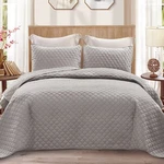 Exclusivo Mezcla Reversible Twin Quilt Bedding Set With Pillow Sham, Lightwei.... Fixed Price $41.68.