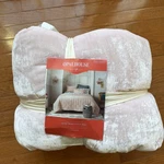 Opalhouse Blush Velvet Tufted Stitch Quilt Full/queen Size Baby Pink. Fixed Price $139.00.