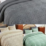 King Quilt Bedding Set Lightweight Bedspreads Soft Modern Geometric Coverlet. Fixed Price $58.99.