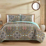 New Vcny Home 3-PIECE Yara Reversible Medallion Quilt Set Multicolor Full/queen. Fixed Price $39.95.