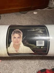 Kathy Ireland 3 Piece White Quilt Set Size Queen & 2 Pillow Shams. Fixed Price $32.00.
