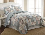 Chezmoi Collection Abbi Shabby Chic Floral Pre-washed Cotton Patchwork Quilt Set. Fixed Price $129.99.