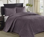 Madison Park Quebec King Reversible Bedspread Set. Fixed Price $35.00.