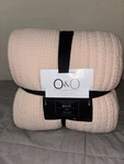 Olivia & Oliver Waffle Dobby Cotton Quilt King. Fixed Price $137.77.