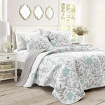 Aprile Reversible Floral Quilt Size 3 Piece Set King, Blue & Gray - Bedd.... Fixed Price $117.00.