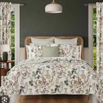 New Royal Court Evergreen Quilt Set Size King Free Shipping. Fixed Price $120.00.