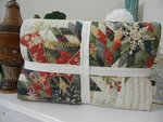 Pottery Barn Winter Wreath Handcrafted King Christmas Reversible Quilt. Fixed Price $339.99.