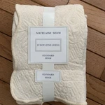 Europa Fine Linens Pillow Sham Standard Parchment 20 X 26 Matelasse Jacquard. Fixed Price $20.00.
