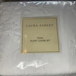 Laura Ashley Twin Duvet Cover Set With Pillow Sham Rowland White Nip. Fixed Price $84.99.