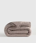 Nwt Quince Organic Cotton Hand Stitched Quilt Only Full / Queen Stone Msrp $ 140. Fixed Price $99.99.