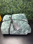 Evergrace Luxury Velvet Quilt Set Stitch Detail Full-queen Green New. Fixed Price $59.00.