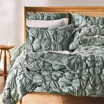 Anthropologie Constance Cotton Jersey Cloud Quilt Twin Chinois Green Nwt. Fixed Price $249.00.